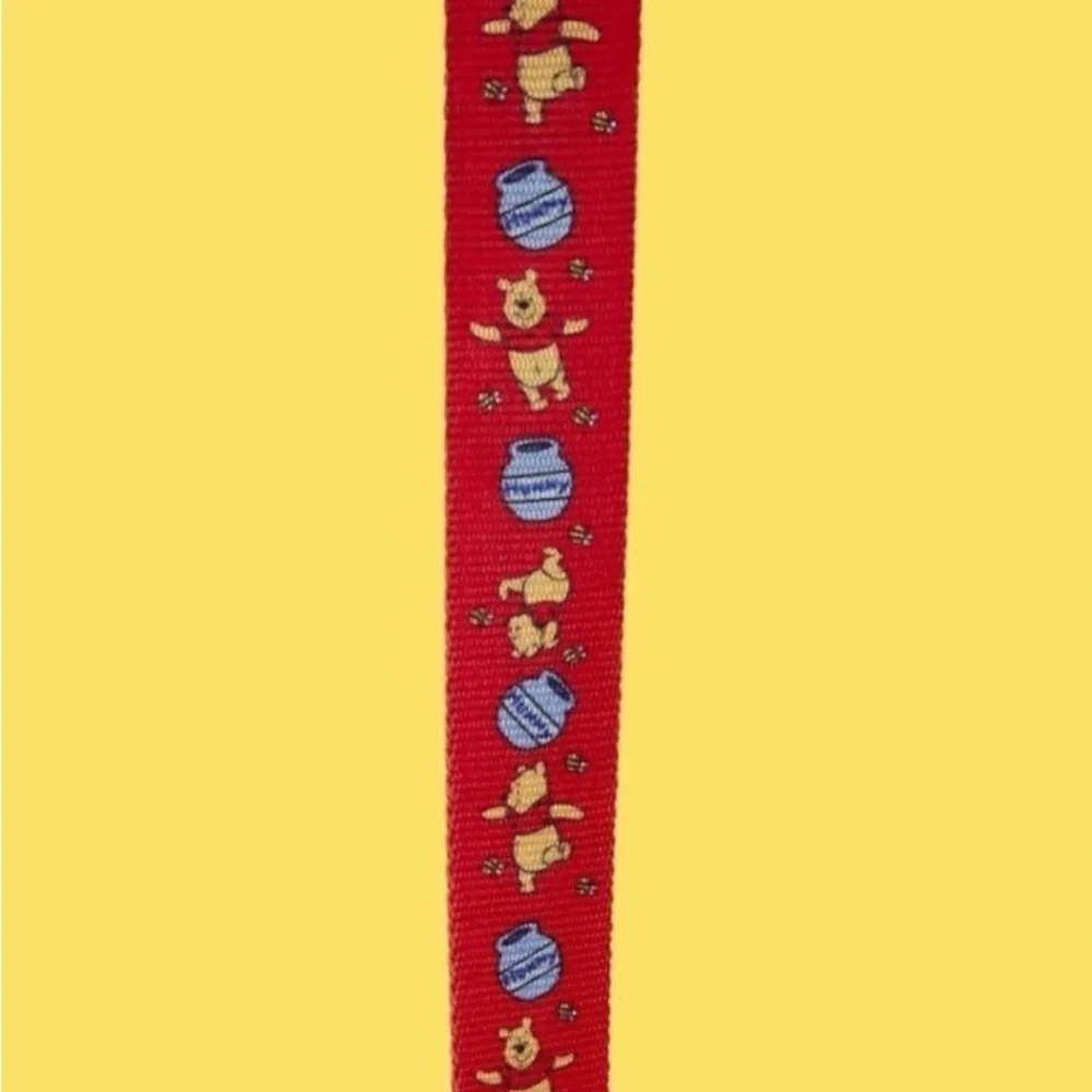 Loungefly Disney Winnie The Pooh Pet Bag & Matching Loungefly Leash Size SMALL